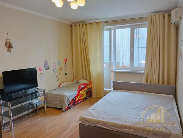 Снять 1-к квартиру, 37 кв.м., Московская улица, д.2