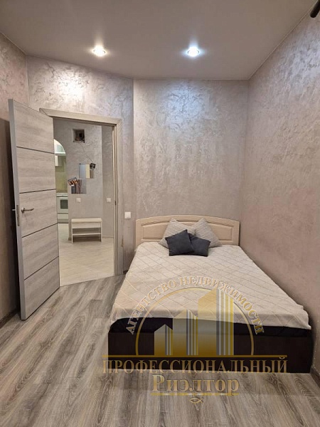 Снять 2-к квартиру, 56 кв.м.
