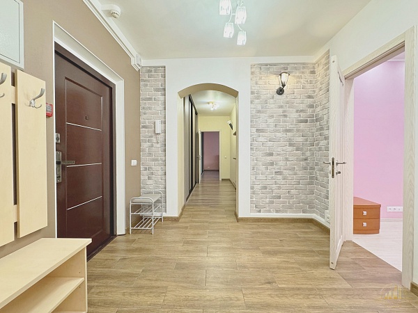 Снять 3-к квартиру, 91 кв.м.