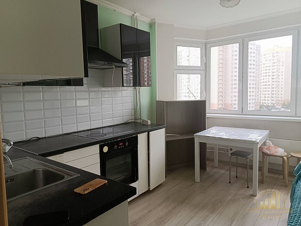 2-к квартира, 60 кв.м.