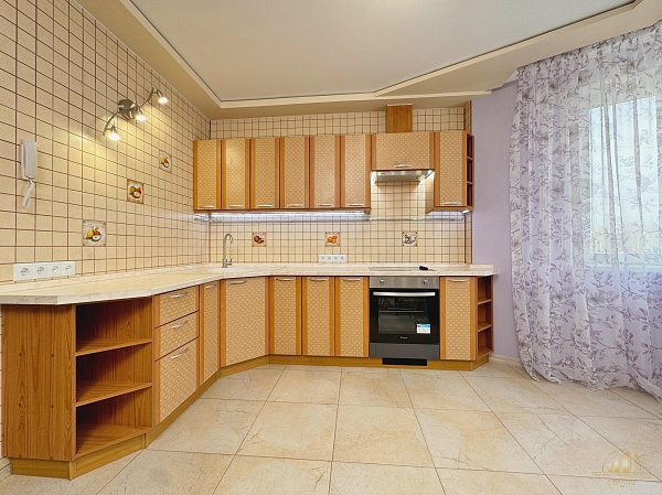 Снять 3-к квартиру, 91 кв.м.